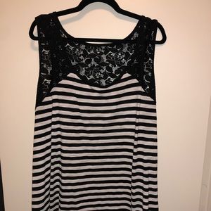Black and white tank with lace on top